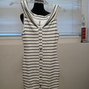 A Ellen Ivory/Black Stripes Lining Off the Shoulder Sleeveless Sheath Dress M